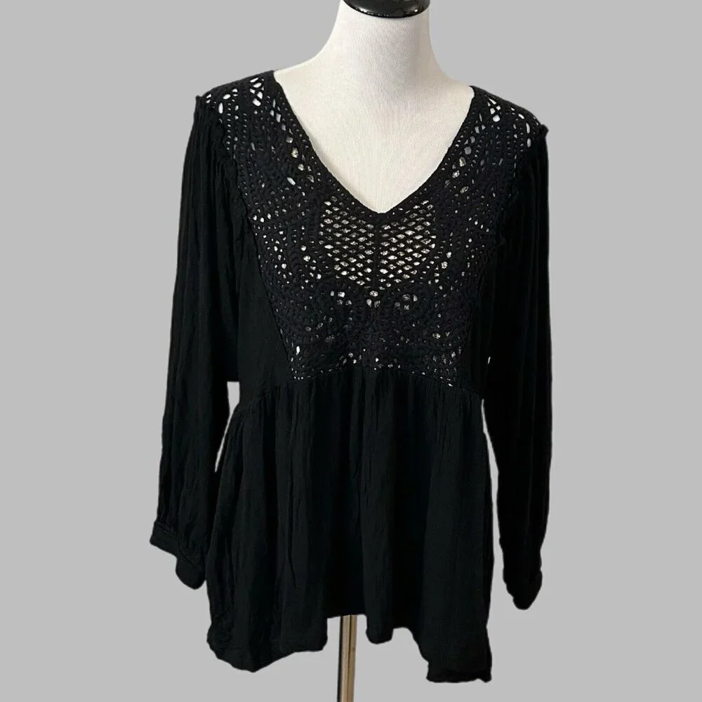 White Birch Top Blouse Plus Size 3XL Black Crochet Long Sleeve Stretch V-Neck